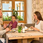 Hotel Stadt Wien 4*